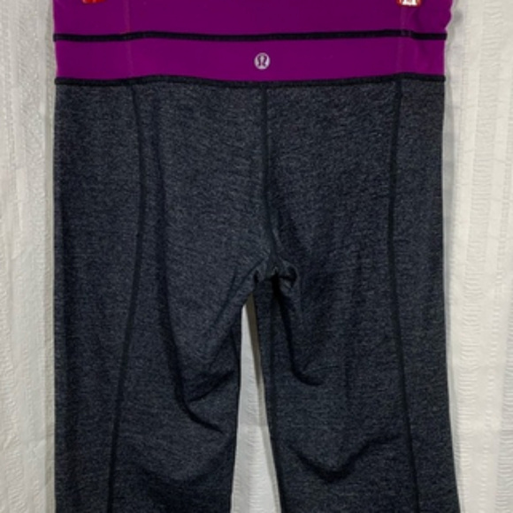 Lululemon Capri pants - Picture 3 of 5